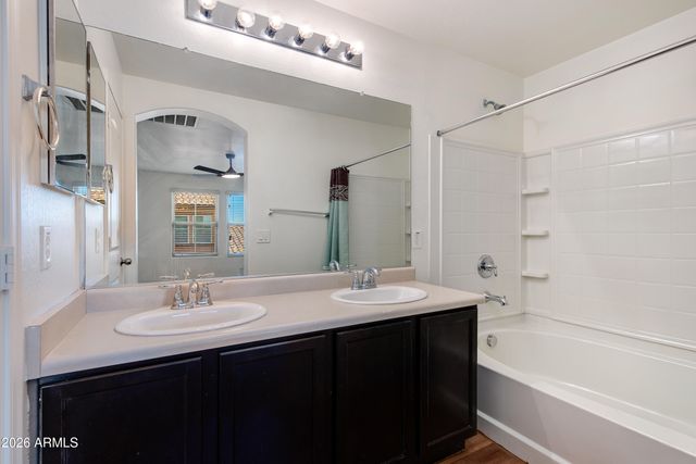 7738 W PIPESTONE Place, Phoenix, AZ 85035