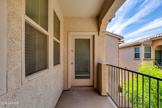 7738 W PIPESTONE Place, Phoenix, AZ 85035