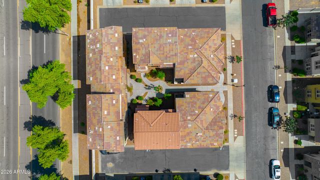 7738 W PIPESTONE Place, Phoenix, AZ 85035