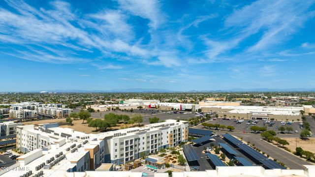7738 W PIPESTONE Place, Phoenix, AZ 85035