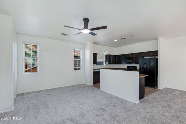 7738 W PIPESTONE Place, Phoenix, AZ 85035