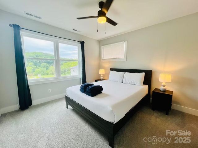 1061 Riverside Drive, Asheville, NC 28804