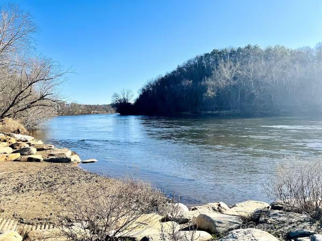 1061 Riverside Drive, Asheville, NC 28804