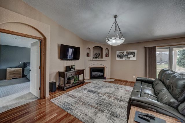 3459 WILLOWBEND RD, Rapid City, SD 57703