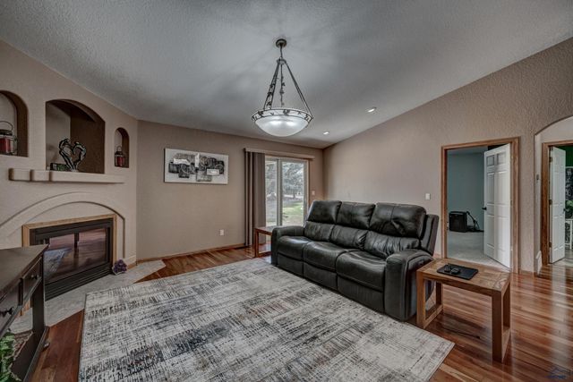 3459 WILLOWBEND RD, Rapid City, SD 57703