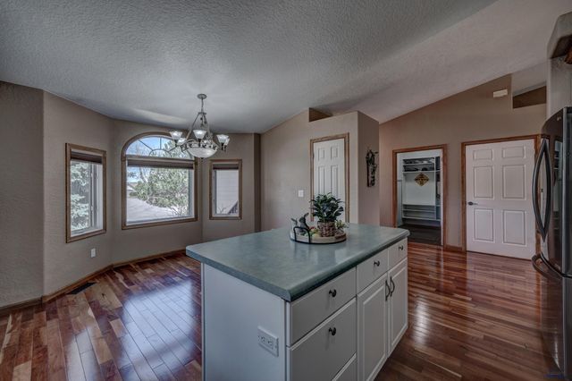 3459 WILLOWBEND RD, Rapid City, SD 57703
