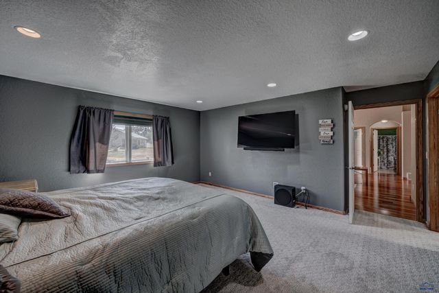 3459 WILLOWBEND RD, Rapid City, SD 57703