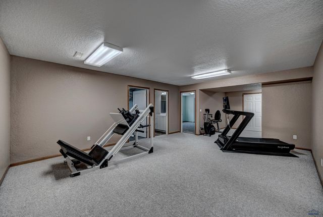 3459 WILLOWBEND RD, Rapid City, SD 57703