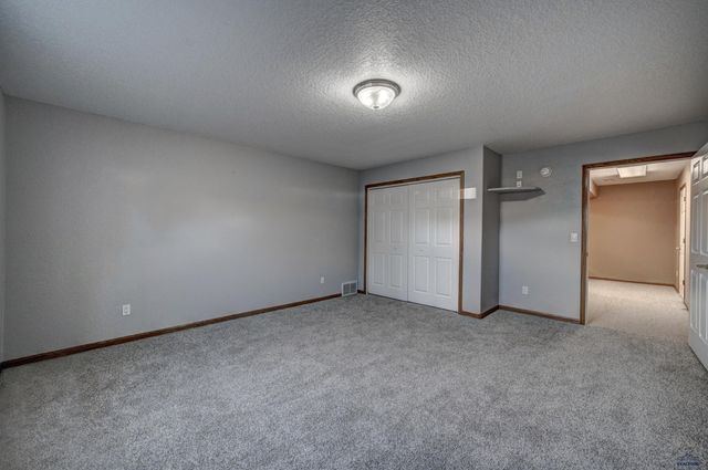 3459 WILLOWBEND RD, Rapid City, SD 57703