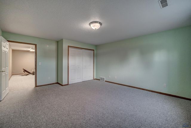 3459 WILLOWBEND RD, Rapid City, SD 57703