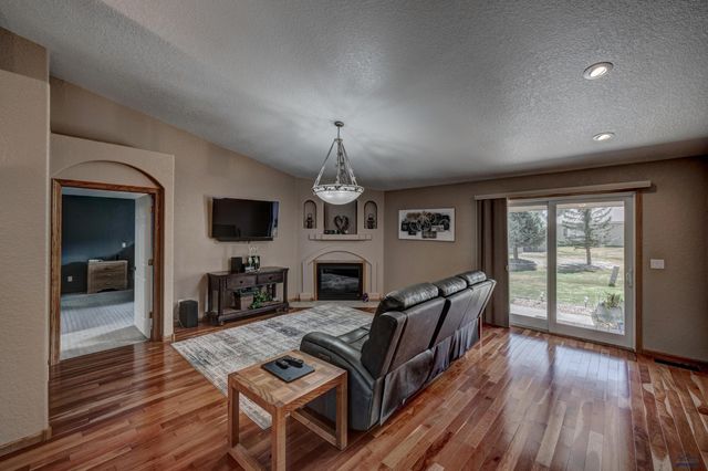 3459 WILLOWBEND RD, Rapid City, SD 57703