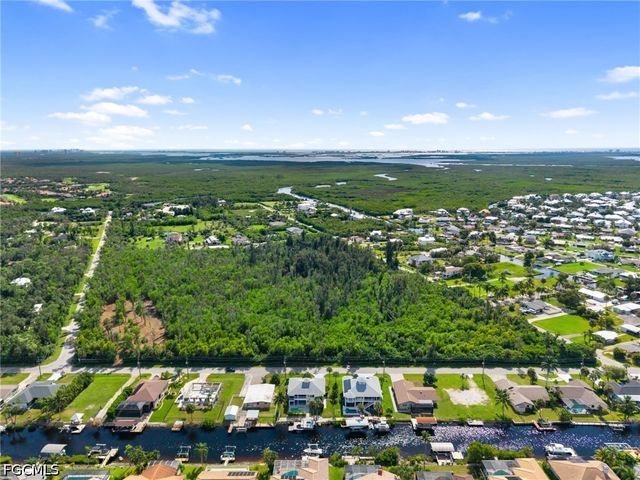 5801 Park RD, Fort Myers, FL 33908