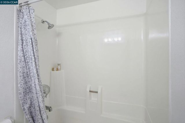 1255 Detroit Ave 3, Concord, CA 94520