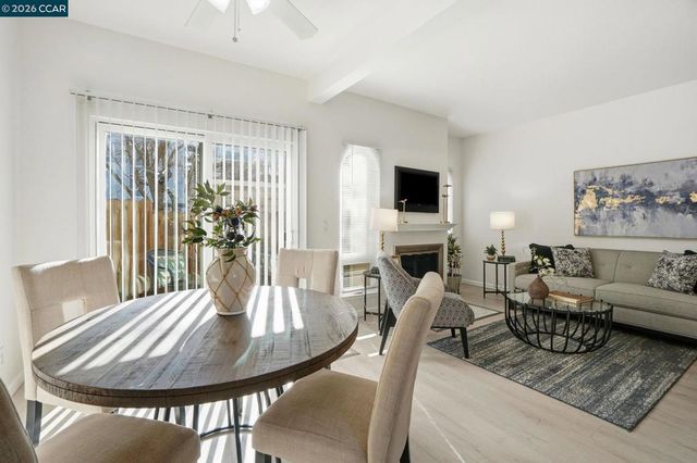 1255 Detroit Ave 3, Concord, CA 94520