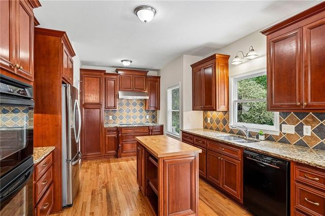 2125 Melrose Trace, Cumming, GA 30041