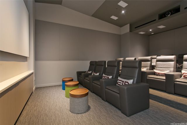 1001 Queen Street 2015, Honolulu, HI 96814