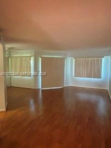 901 SW 128th Avenue 414E, Pembroke Pines, FL 33027