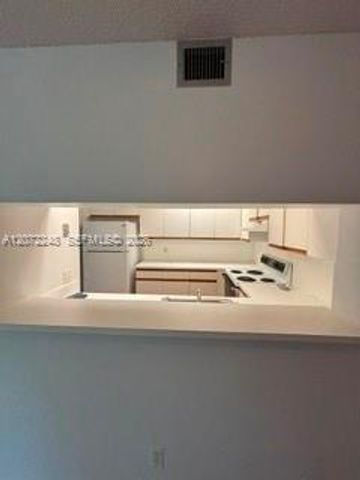 901 SW 128th Avenue 414E, Pembroke Pines, FL 33027