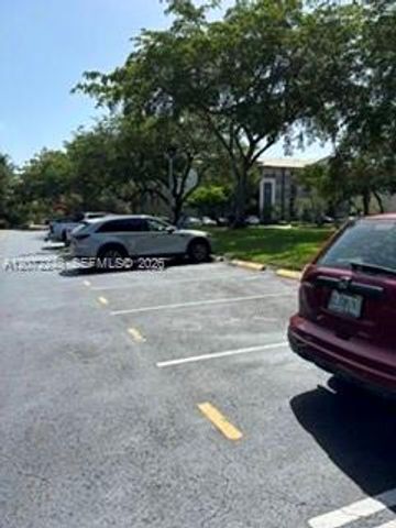 901 SW 128th Avenue 414E, Pembroke Pines, FL 33027