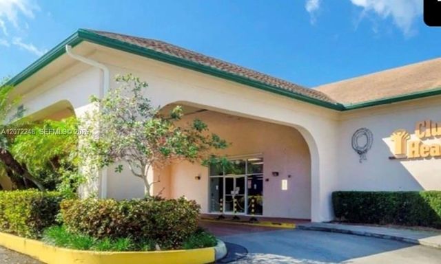 901 SW 128th Avenue 414E, Pembroke Pines, FL 33027