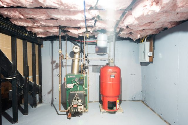 326 Beckwith Street, Cranston, RI 02910