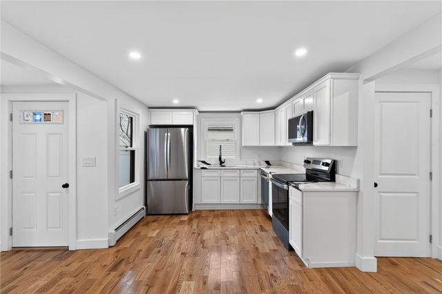 326 Beckwith Street, Cranston, RI 02910