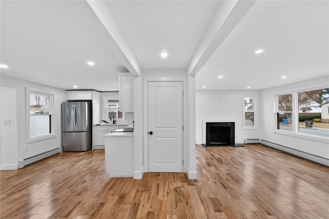 326 Beckwith Street, Cranston, RI 02910