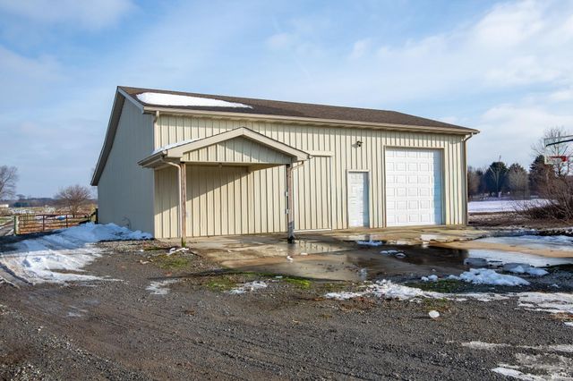 59412 County Road 1 Road, Elkhart, IN 46517