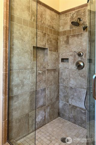 1565 Sorenson Avenue, Enumclaw, WA 98022
