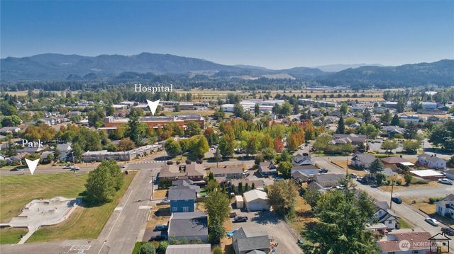 1565 Sorenson Avenue, Enumclaw, WA 98022