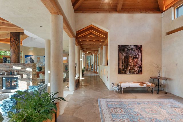 1056 Sierra Del Norte, Santa Fe, NM 87501