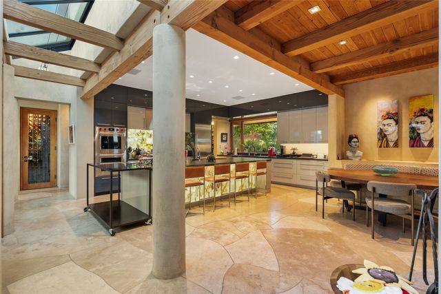 1056 Sierra Del Norte, Santa Fe, NM 87501