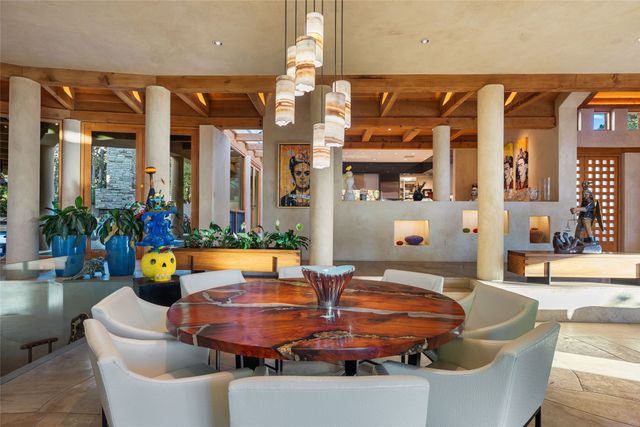 1056 Sierra Del Norte, Santa Fe, NM 87501