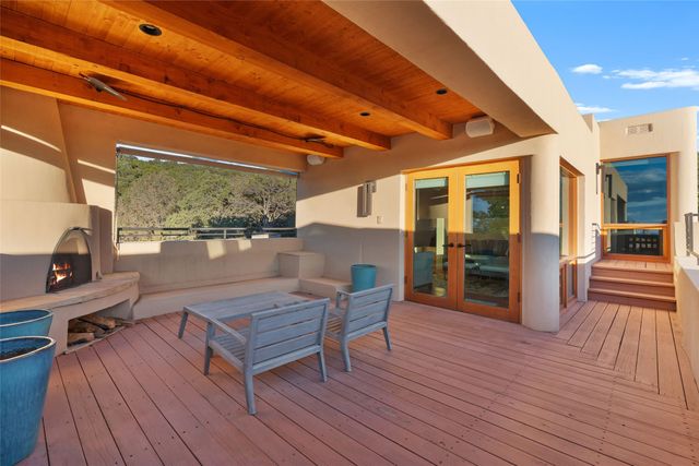 1056 Sierra Del Norte, Santa Fe, NM 87501