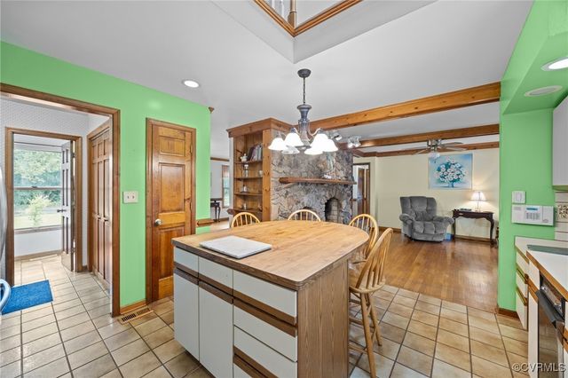 3520 Cogbill Rd, North Chesterfield, VA 23234