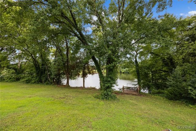 3520 Cogbill Rd, North Chesterfield, VA 23234
