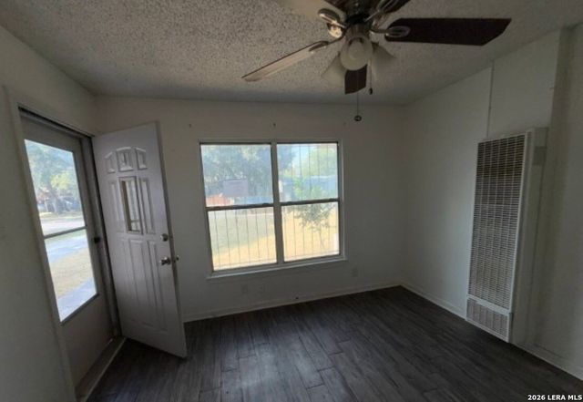 214 W EMERSON AVE, San Antonio, TX 78226