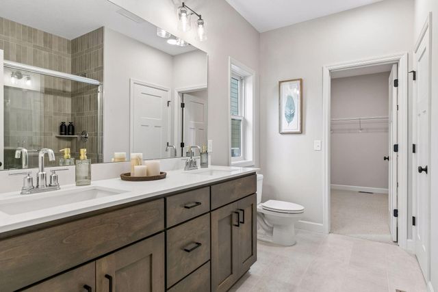 7158 Agate Trail, Inver Grove Heights, MN 55077