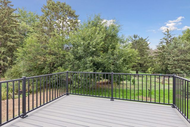 7158 Agate Trail, Inver Grove Heights, MN 55077