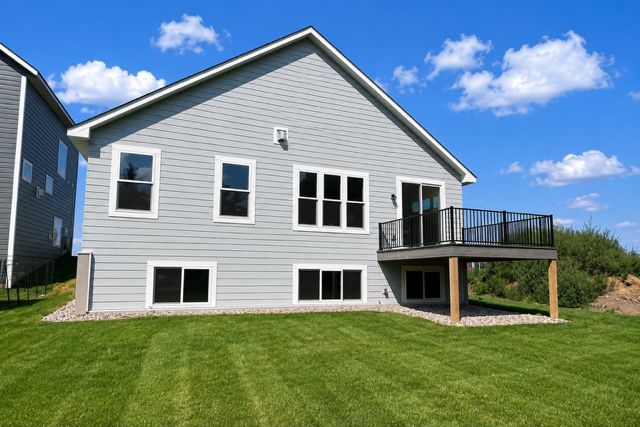 7158 Agate Trail, Inver Grove Heights, MN 55077