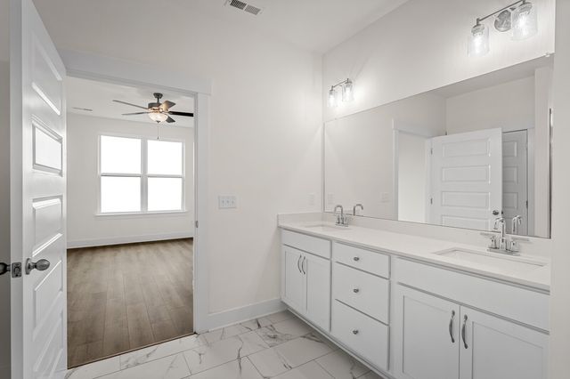 283 Johnnys Place, Mount Juliet, TN 37122