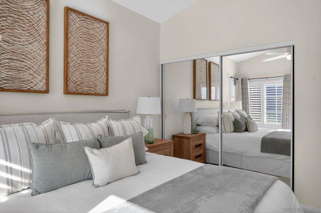 5017 Ruette De Mer, San Diego, CA 92130