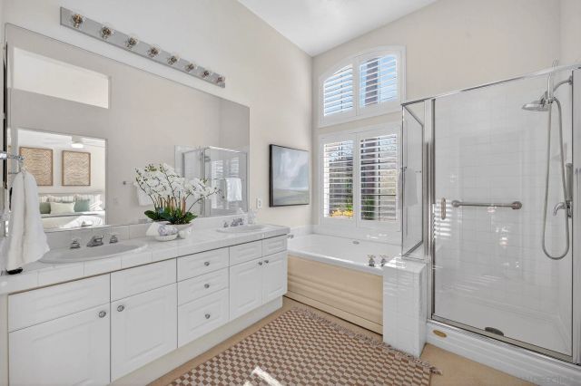 5017 Ruette De Mer, San Diego, CA 92130