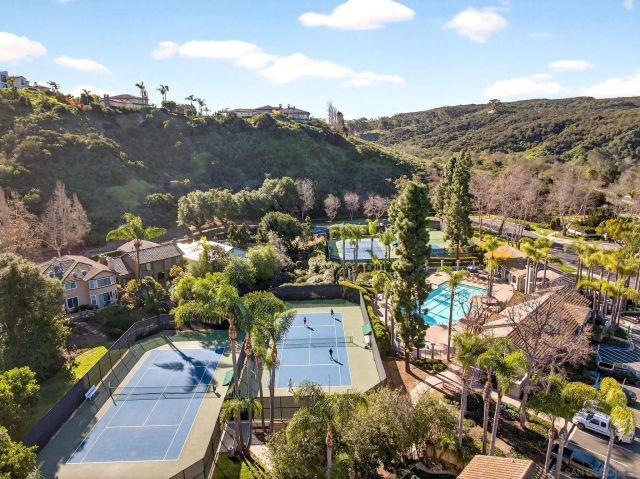 5017 Ruette De Mer, San Diego, CA 92130