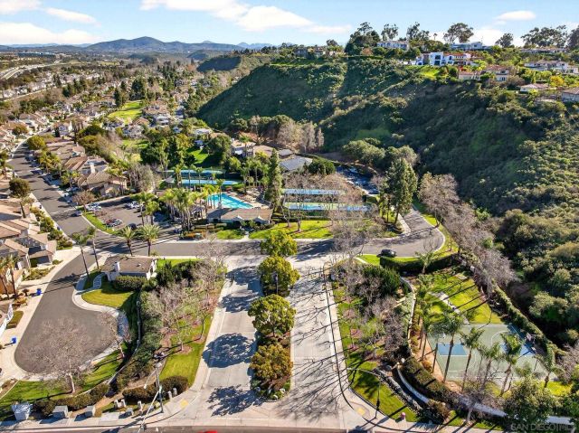 5017 Ruette De Mer, San Diego, CA 92130