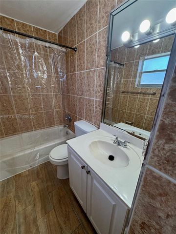 444 SW 4th Street 402, Miami, FL 33130