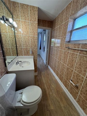 444 SW 4th Street 402, Miami, FL 33130