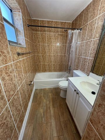 444 SW 4th Street 402, Miami, FL 33130