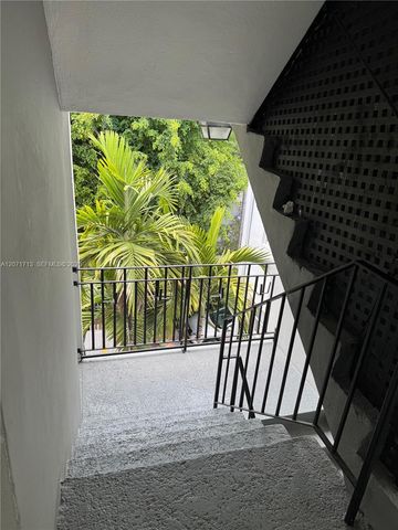 444 SW 4th Street 402, Miami, FL 33130