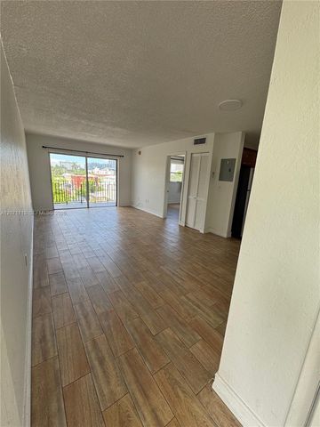 444 SW 4th Street 402, Miami, FL 33130